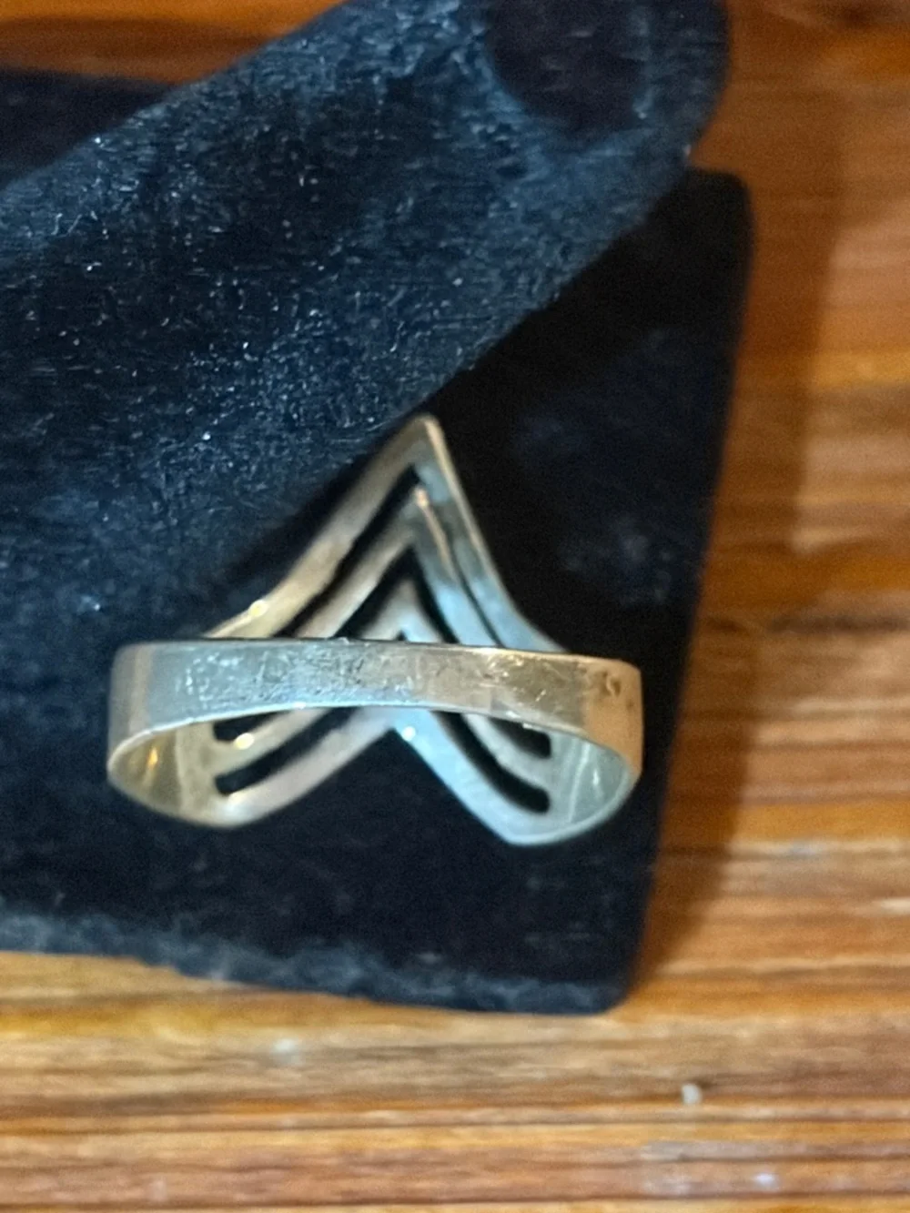 Vintage 1960s 1970s Chevron Cutout Silver-Tone Statement Ring Size 10